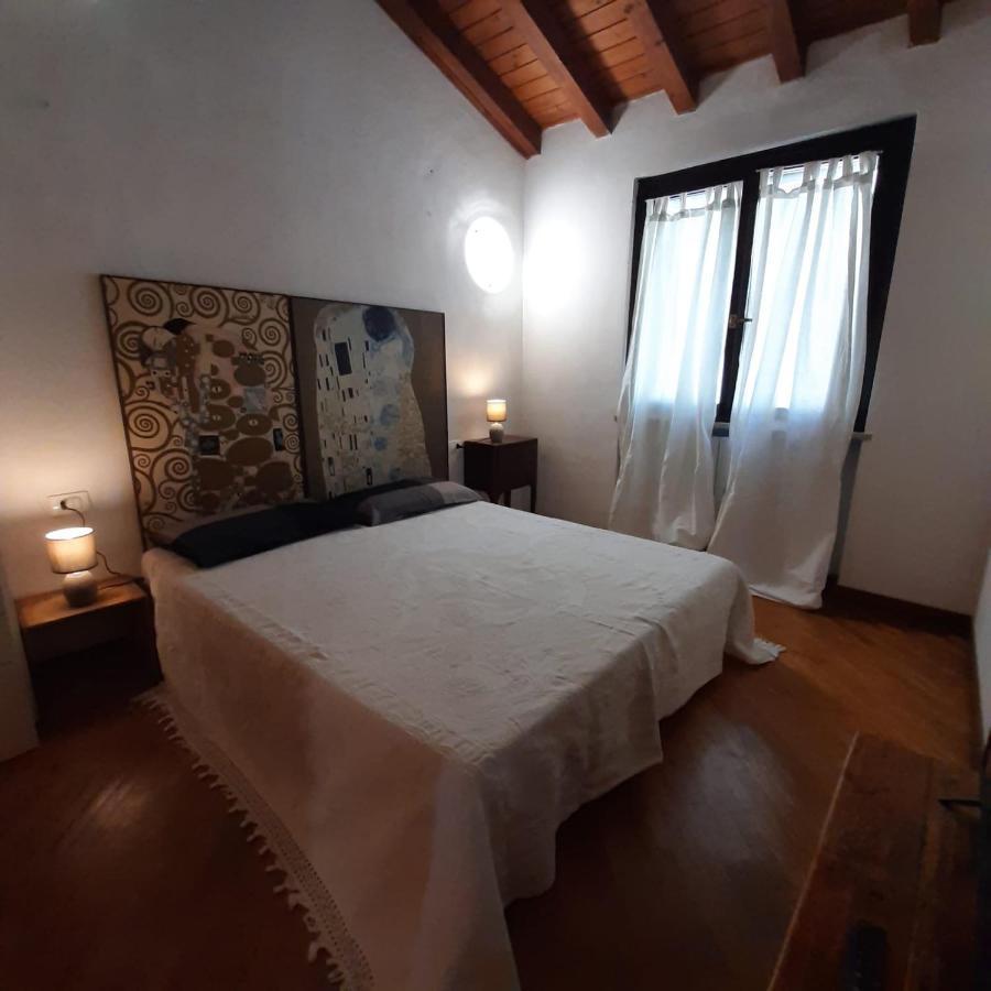 Loft Trabucco - In The Heart Of Salo City Center, Lake View, 4 Rooms Dış mekan fotoğraf